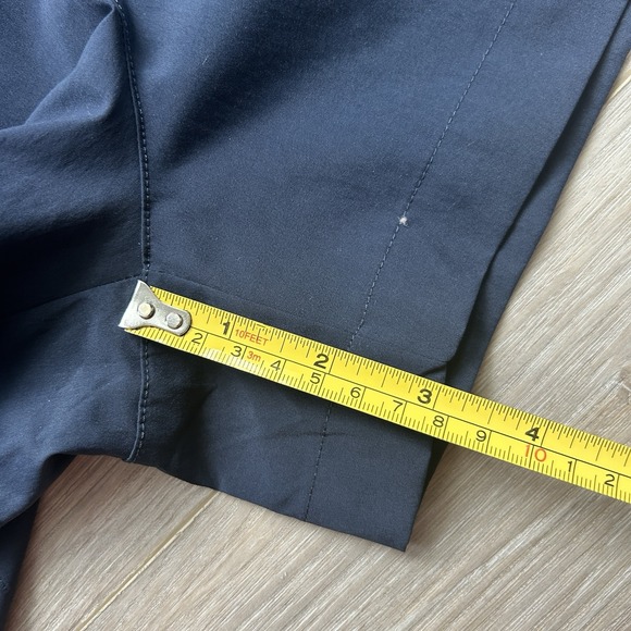 Athleta Midday Mid Rise Short Navy Blue Women's Size Large‎ - Picture 10 of 10